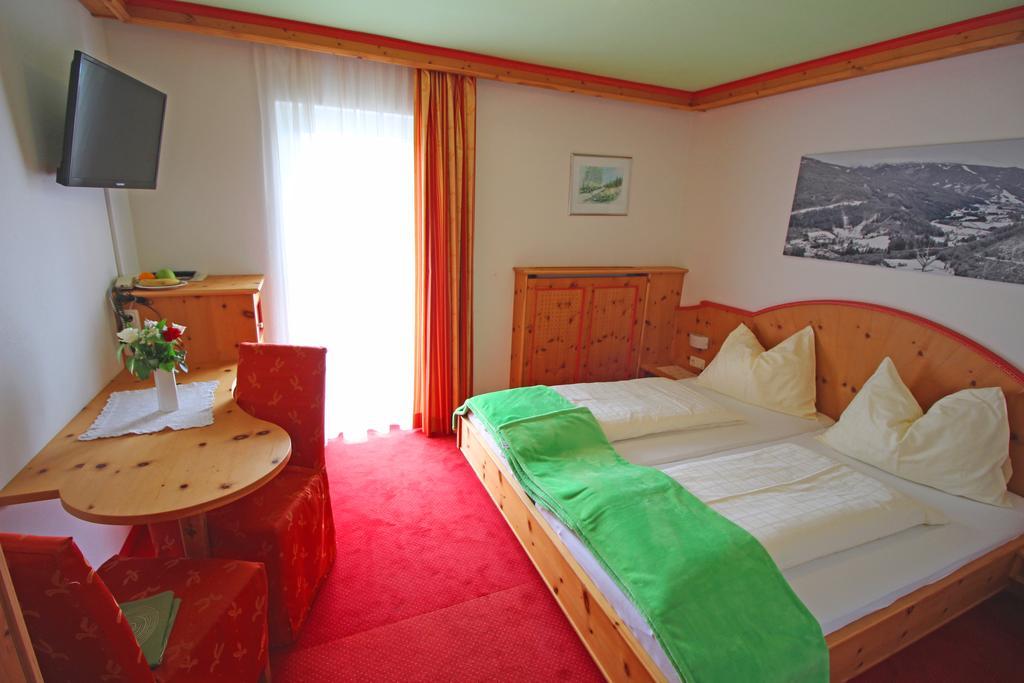 Hotel Kaeferhube Murau Pokój zdjęcie